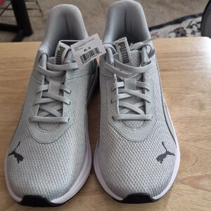 Men's Puma Light Gray Mesh Athletic Sneakers with Black Logo